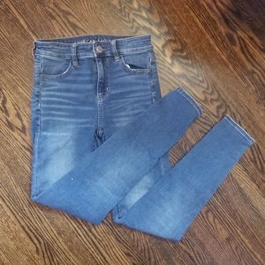 American Eagle High Rise Jegging Style Jeans